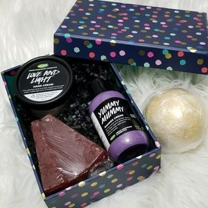❌Sold❌ Lush vegan gift set